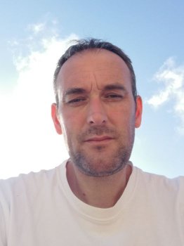 Waris - Sites gay à Zwingen Profil de Waris, 31 ans, Sites gay à Zwingen (Bâle-Campagne)