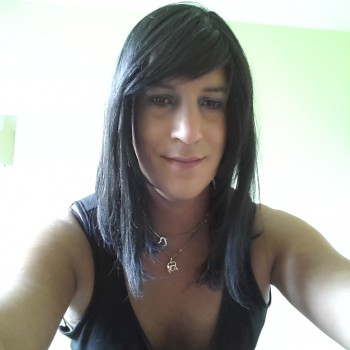 Mayline - Sites gay à Steinhaus Profil de Mayline, 44 ans, Sites gay à Steinhaus (Valais)